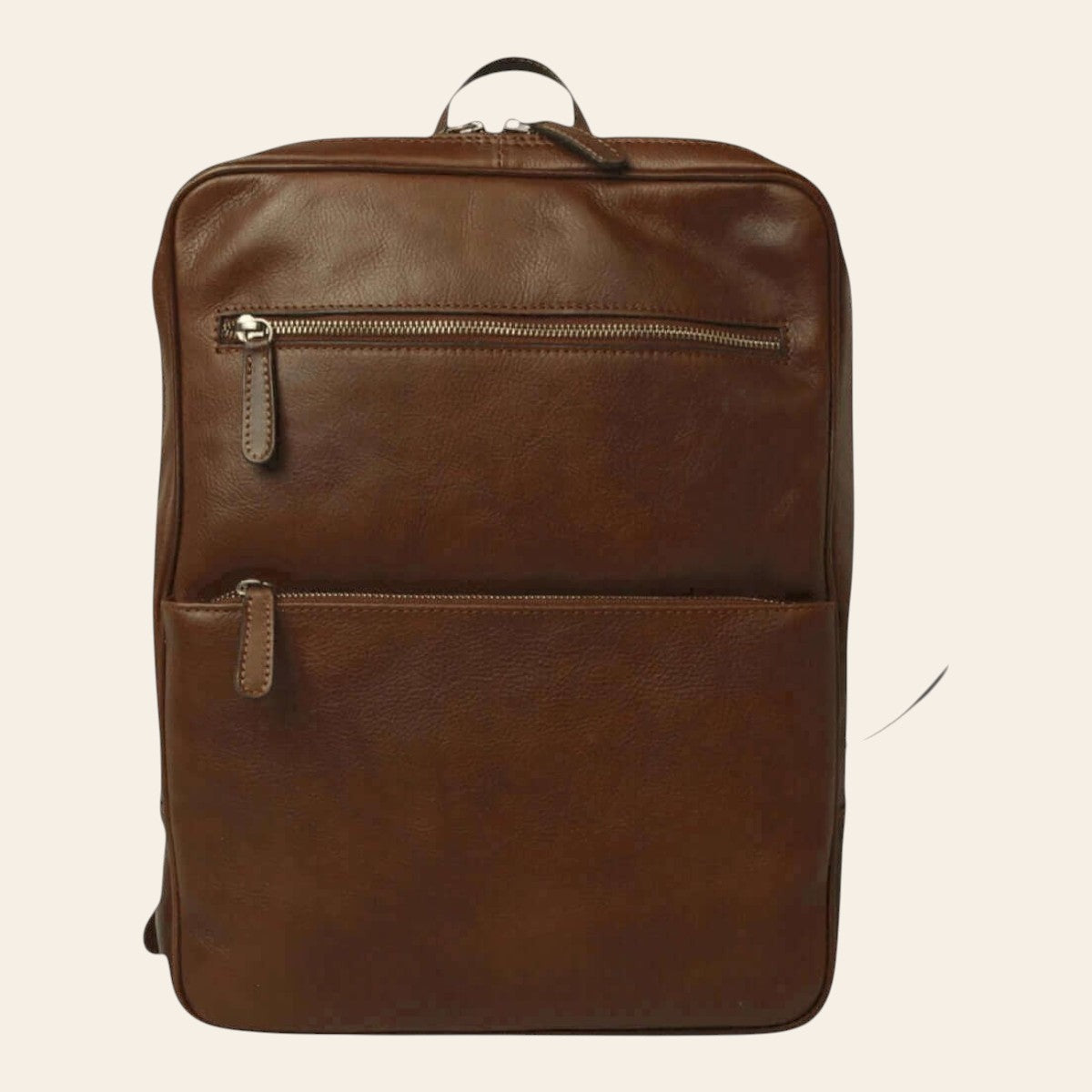 Rucksack aus vollnarbigem Kalbsleder in Kastanienbraun, mit zwei Fronttaschen und Metallreißverschlüssen