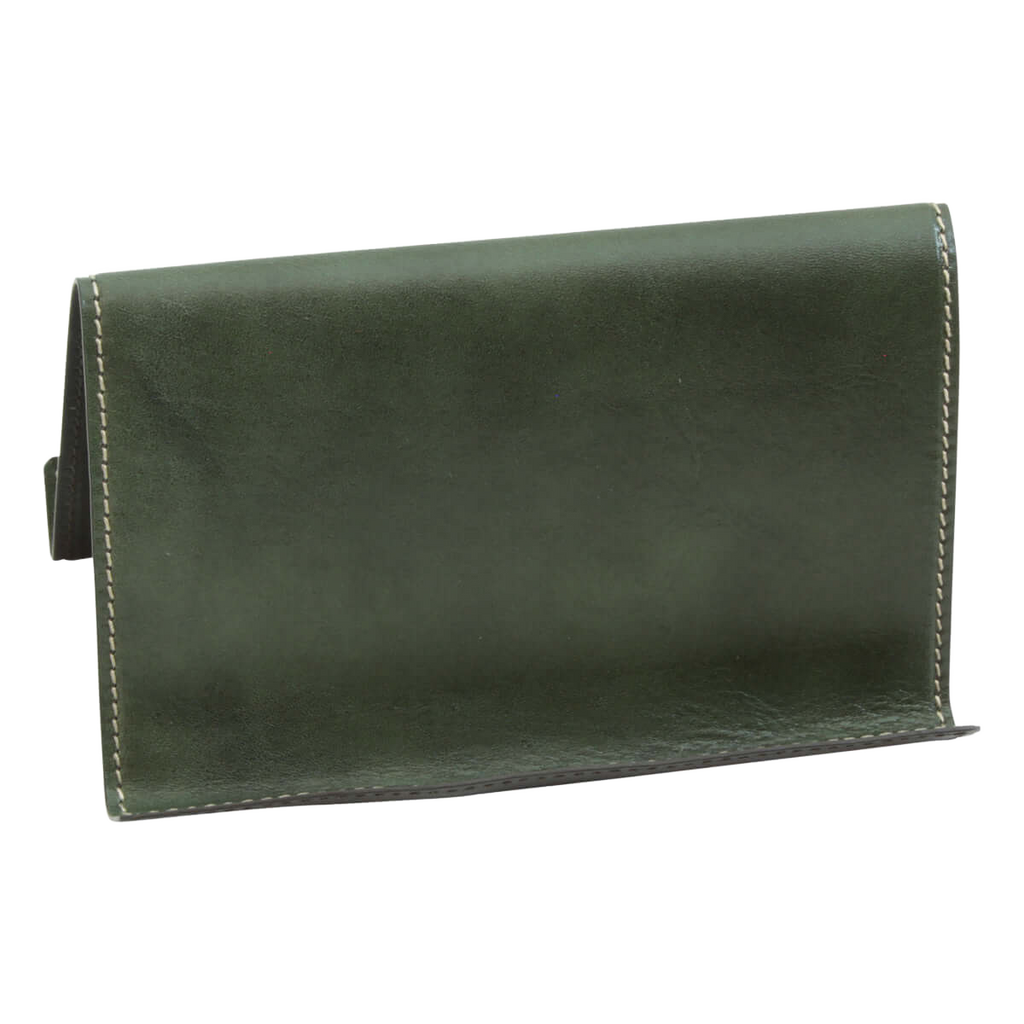 Supporto in pelle verde per iPad e iPhone, dettaglio frontale con cuciture a contrasto