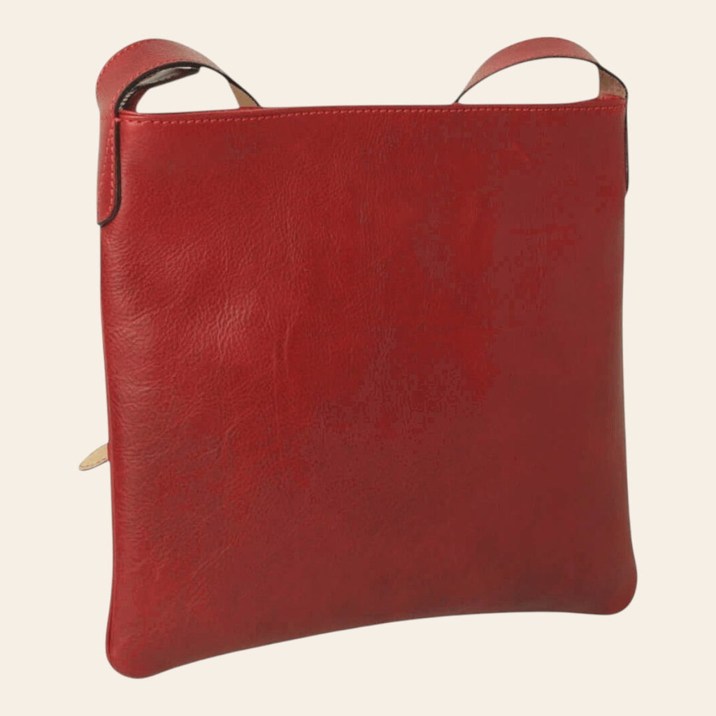 Borsa a tracolla rossa in pelle con manici superiori e bordi arrotondati