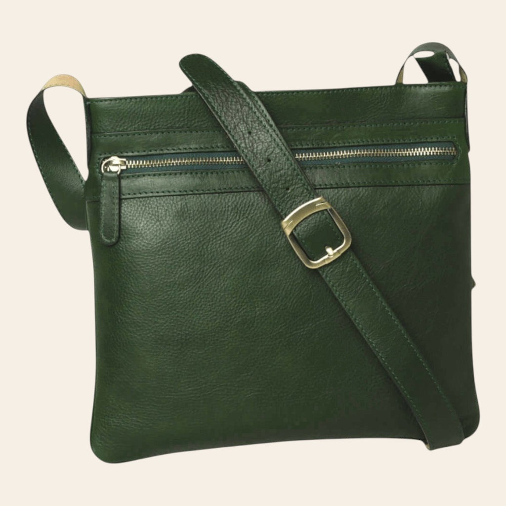 Borsa a tracolla grande in pelle verde con zip frontale e tracolla regolabile