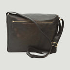 Borsa messenger in pelle scura con zip frontale e tracolla regolabile