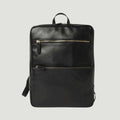 Zaino in pelle nera con fascia trolley e chiusura con zip, maniglia superiore.