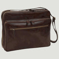 Borsa messenger in pelle scura con zip frontale, chiusura superiore e tracolla.