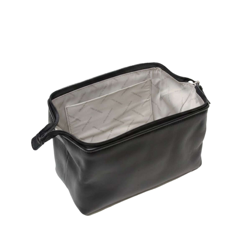 Beauty case in pelle nero aperto con fodera interna e zip perimetrale