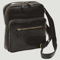 Borsa messenger in pelle nera piccola con chiusura zip e tracolla regolabile