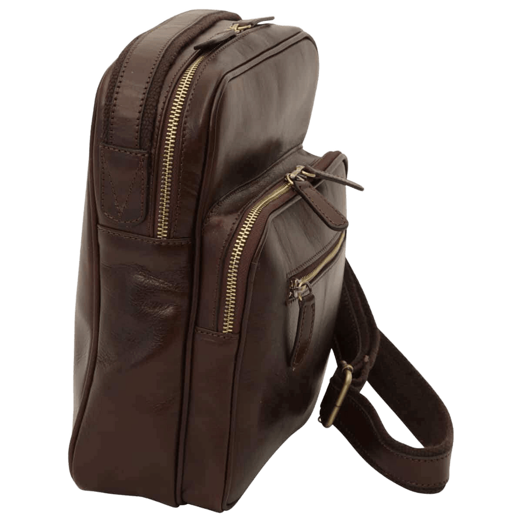 Borsa messenger in pelle di vitello marrone scuro piccola con zip e tracolla