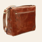 Borsa messenger uomo in pelle marrone con zip frontale e tracolla