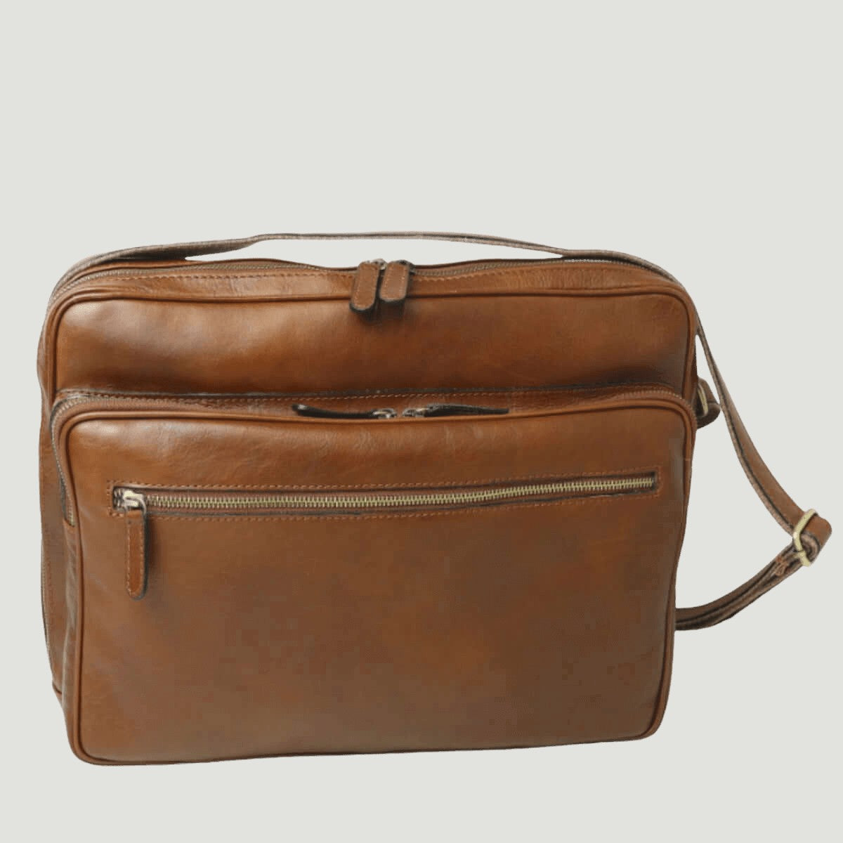 Borsa messenger in pelle marrone con doppia chiusura a zip e tracolla regolabile