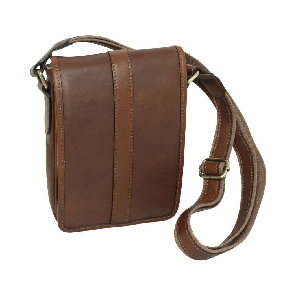 Borsa tracolla uomo in pelle castagna con pannelli rigidi e tracolla regolabile