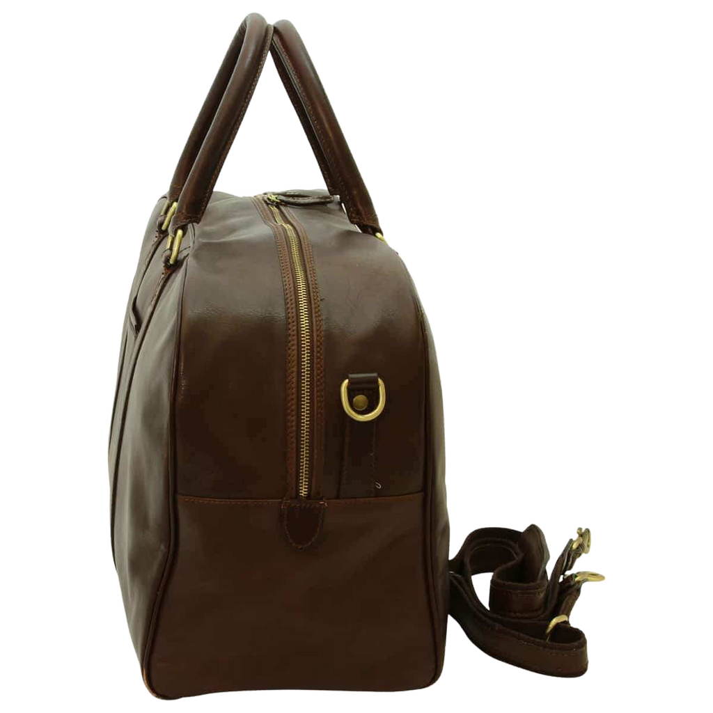 Borsone da viaggio in pelle marrone scuro con zip centrale e piccolo organizer laterale