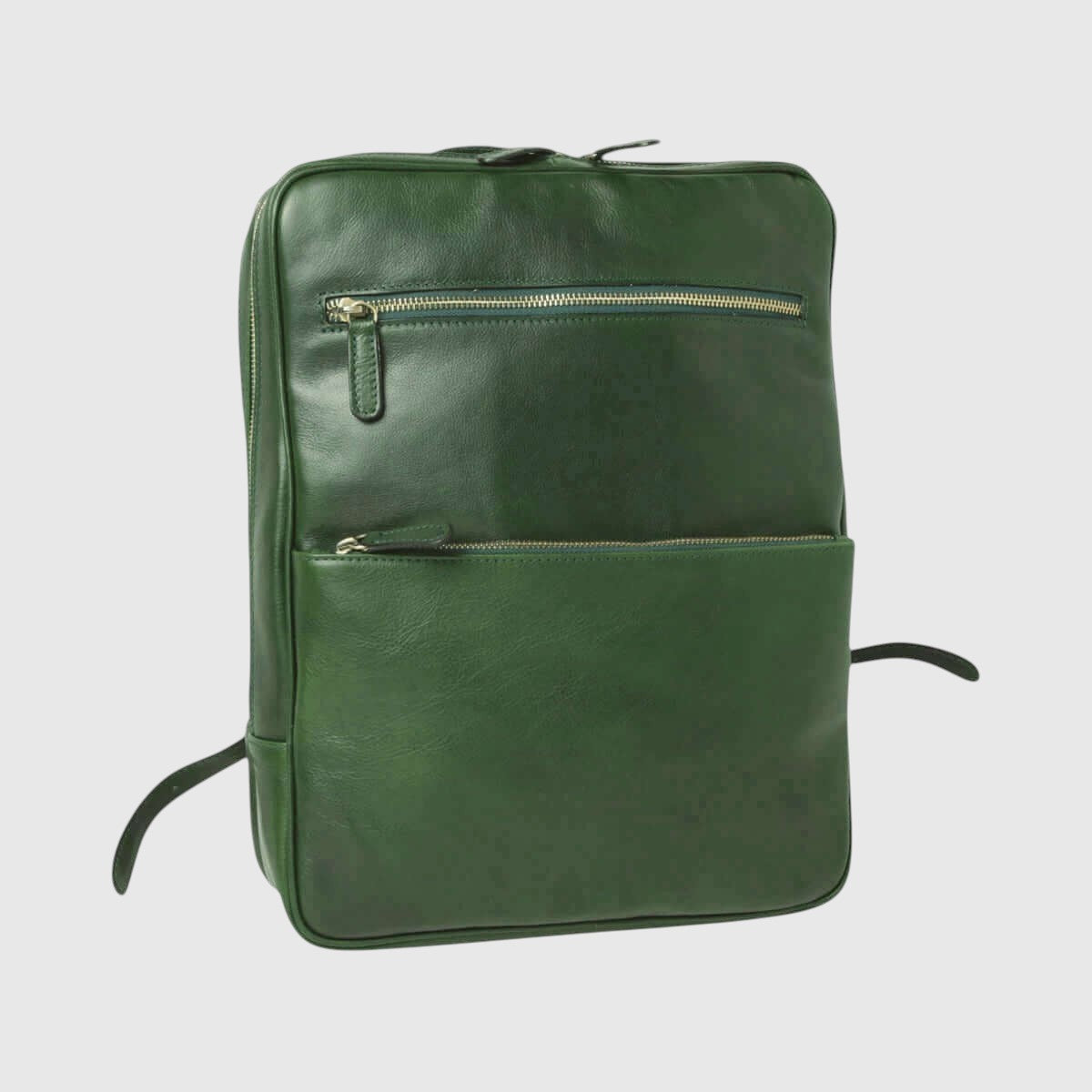 Zaino in pelle verde con chiusura a zip sulla parte anteriore e tasca inferiore interna.