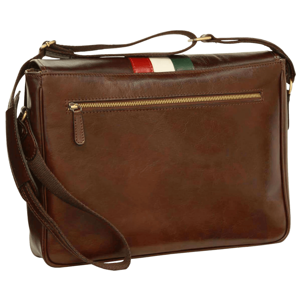 Borsa messenger in pelle marrone con tracolla e tasca frontale con zip