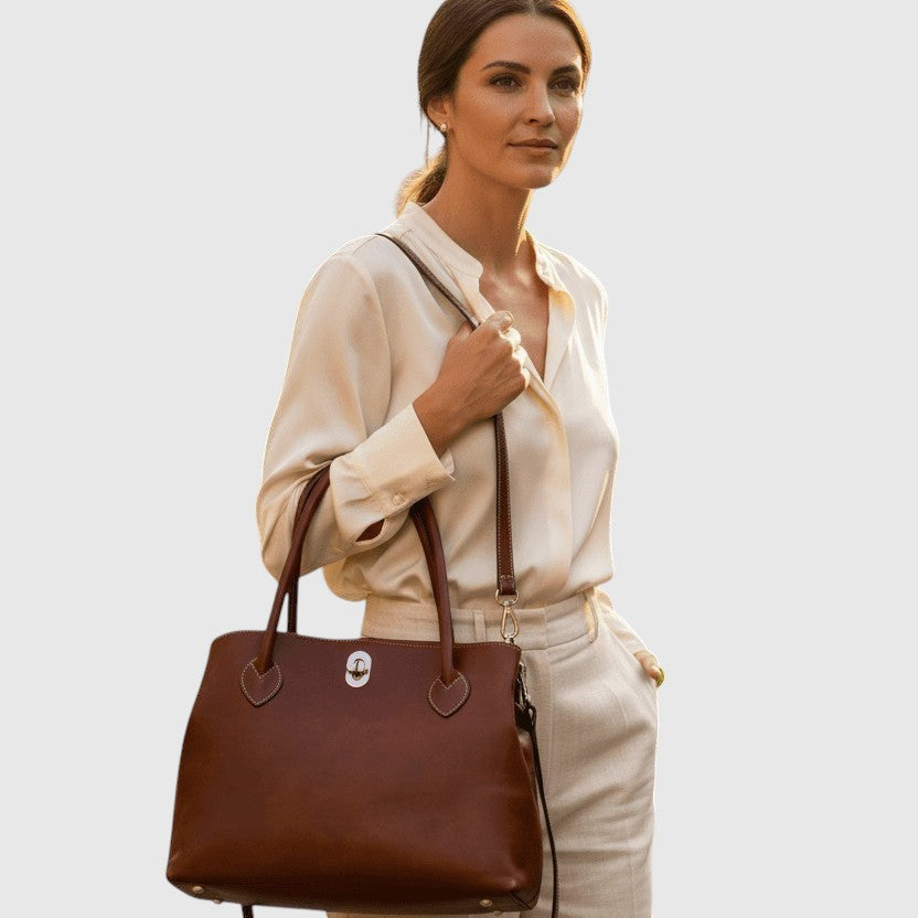 Borsa in pelle mogano bicolore con due manici e logo Old Angler