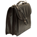 Borsa in pelle nera da uomo con tracolla in pelle e maniglia superiore metallica.
