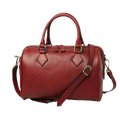 Bauletto in pelle rossa con due manici e tracolla, dettagli a fibbia metallica.
