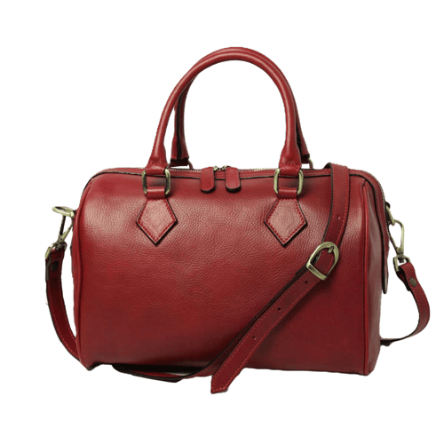 Bauletto in pelle rossa con due manici e tracolla, dettagli a fibbia metallica.