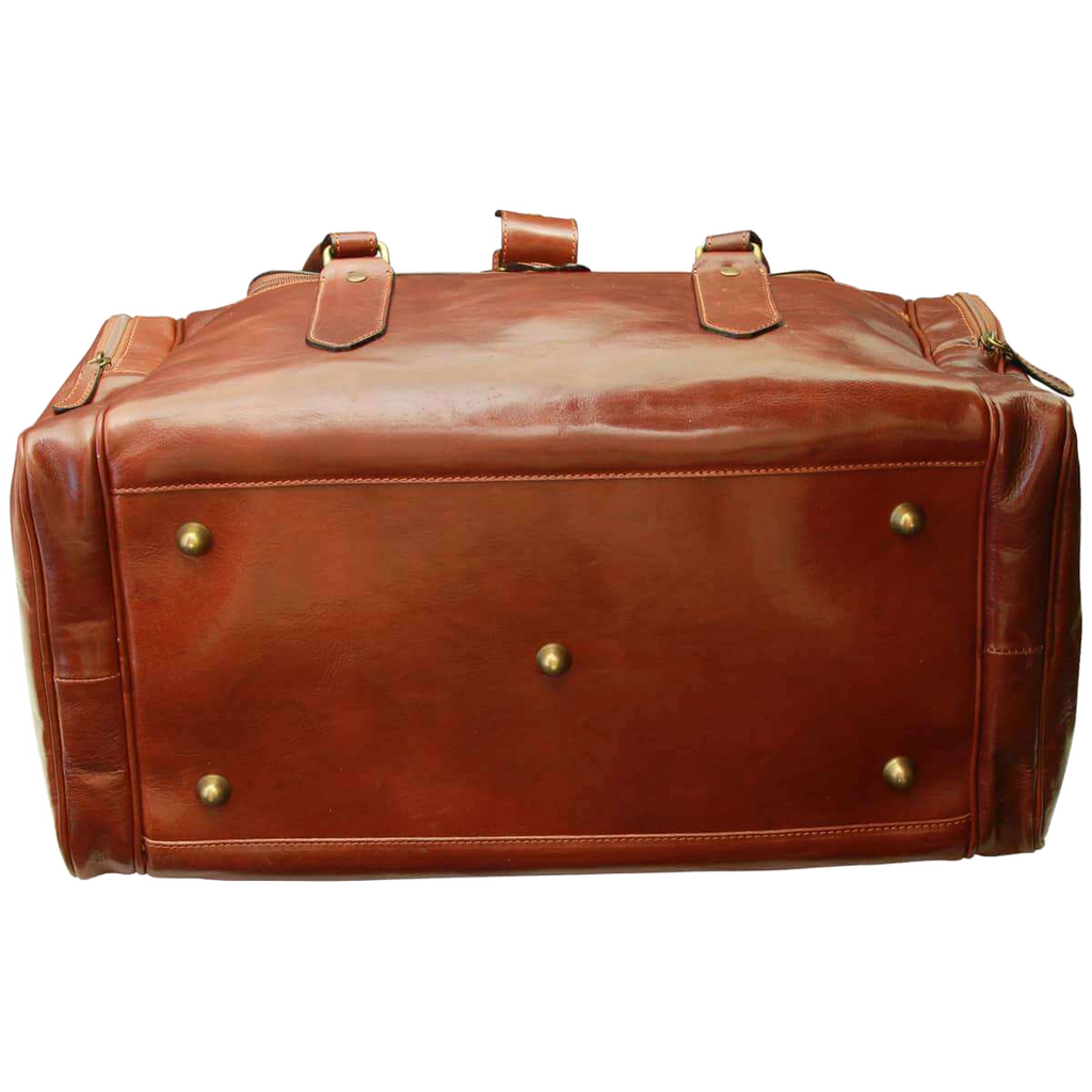 Borsa da viaggio in pelle pieno fiore marrone scuro, base con borchie e chiusure a bottone