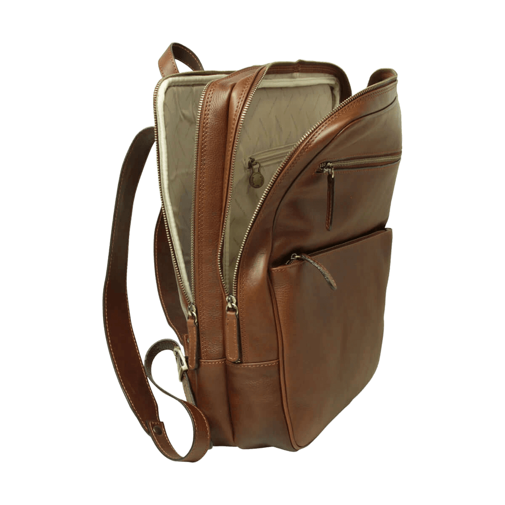 Zaino in pelle marrone con zip e interno chiaro visibile, tracolla laterale.