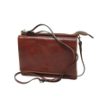 Borsa a tracolla in pelle marrone con tracolla e chiusura frontale