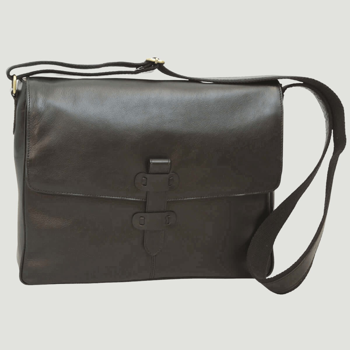 Borsa messenger in pelle scura con pattina e fibbie, tracolla con fibbia