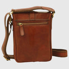 Borsa a tracolla Old Angler in pelle marrone con zip frontale e tracolla