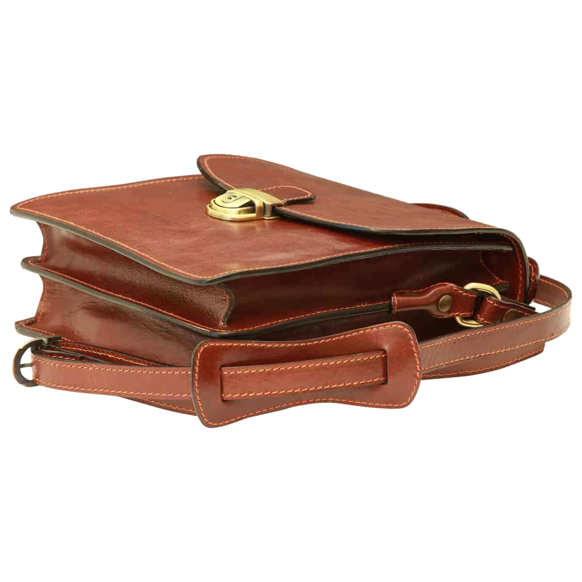 Borsa a tracolla in pelle marrone con patta ripiegabile e bordo con cuciture