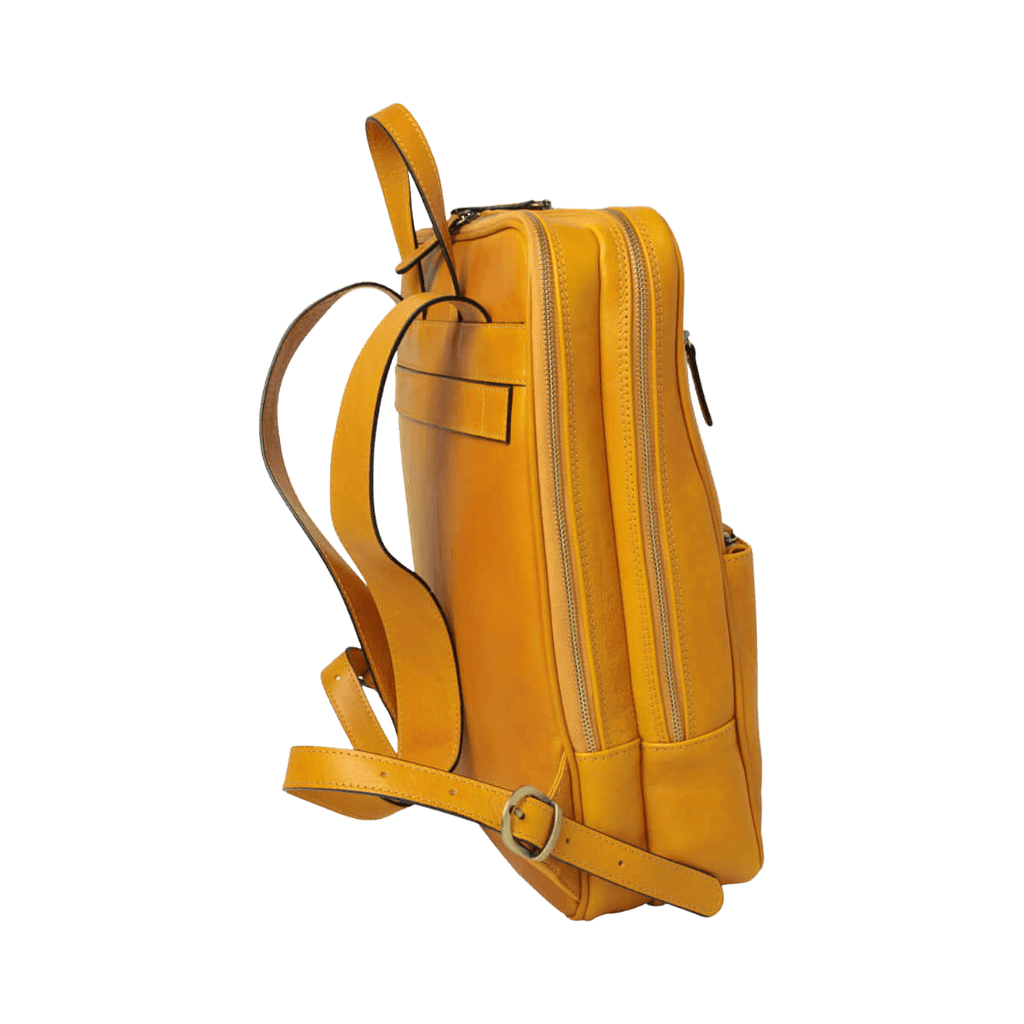Zaino in pelle giallo ocra con schienale imbottito e tasche laterali