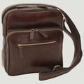 Borsa messenger piccola in pelle marrone scuro con zip e tracolla regolabile