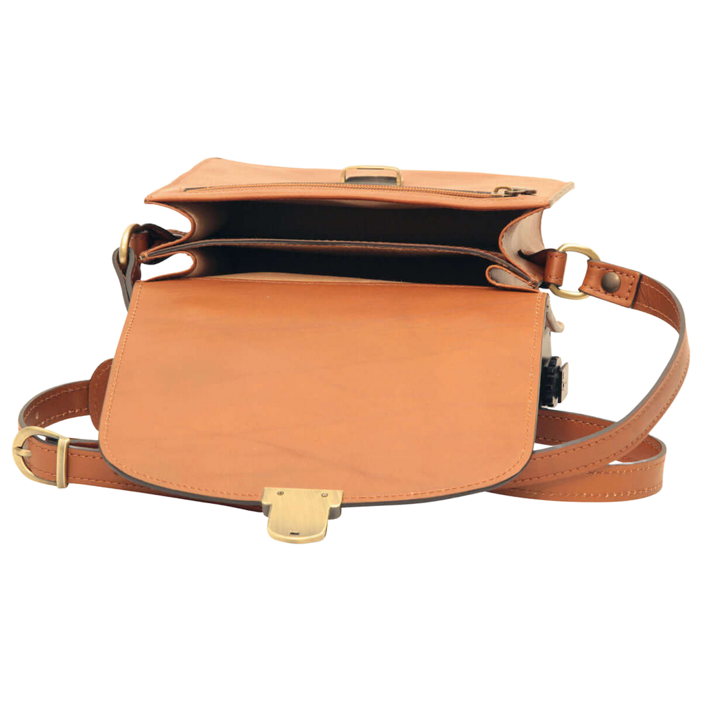 Borsa a tracolla in pelle marrone con fibbia e tracolla regolabile