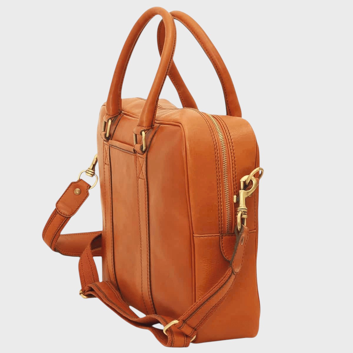 Cartella in pelle arancione con tracolla rimovibile e zip laterali