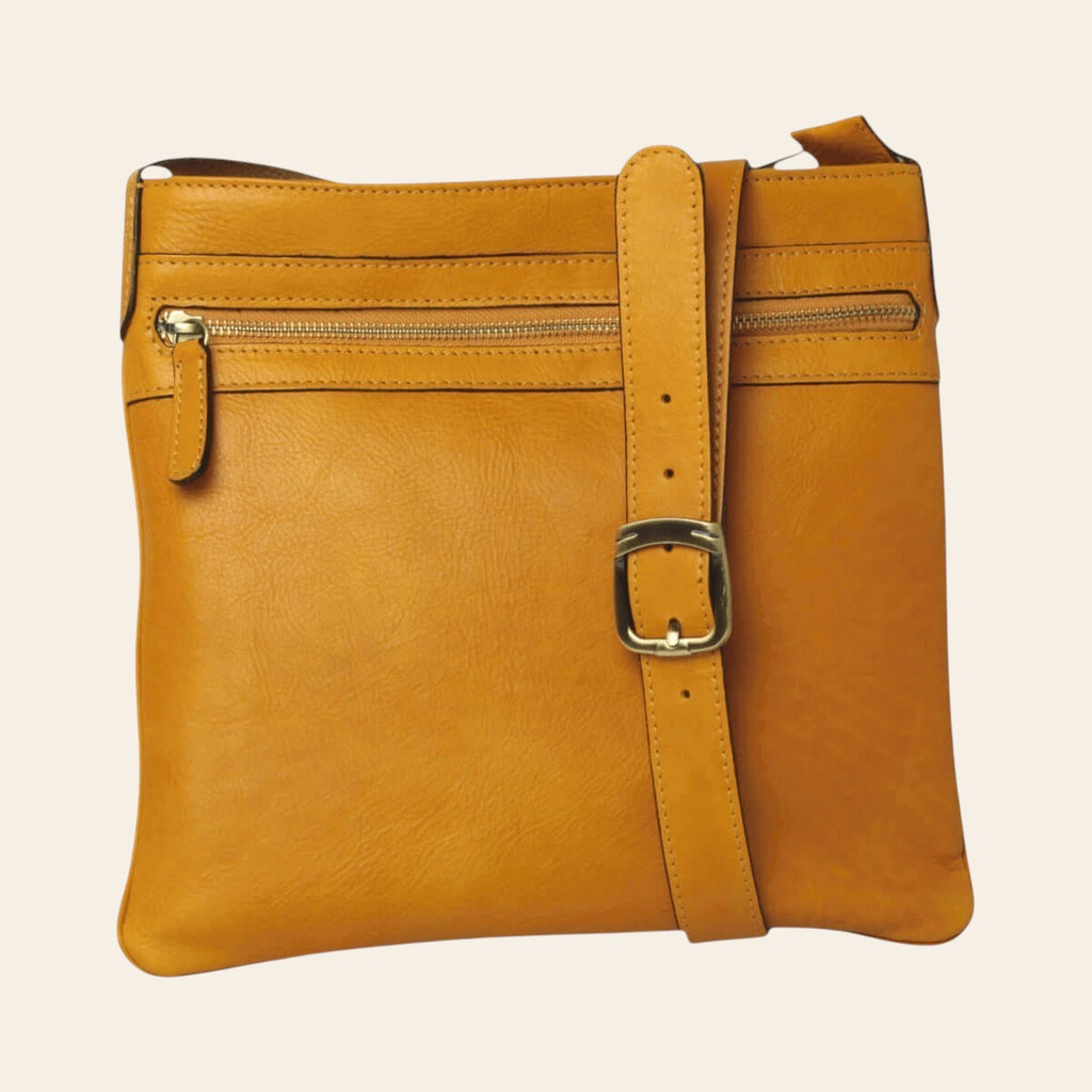 Borsa a tracolla in pelle giallo ocra con cinghia regolabile e zip frontale