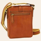 Borsa a tracolla in pelle marrone con tasca frontale e zip in metallo