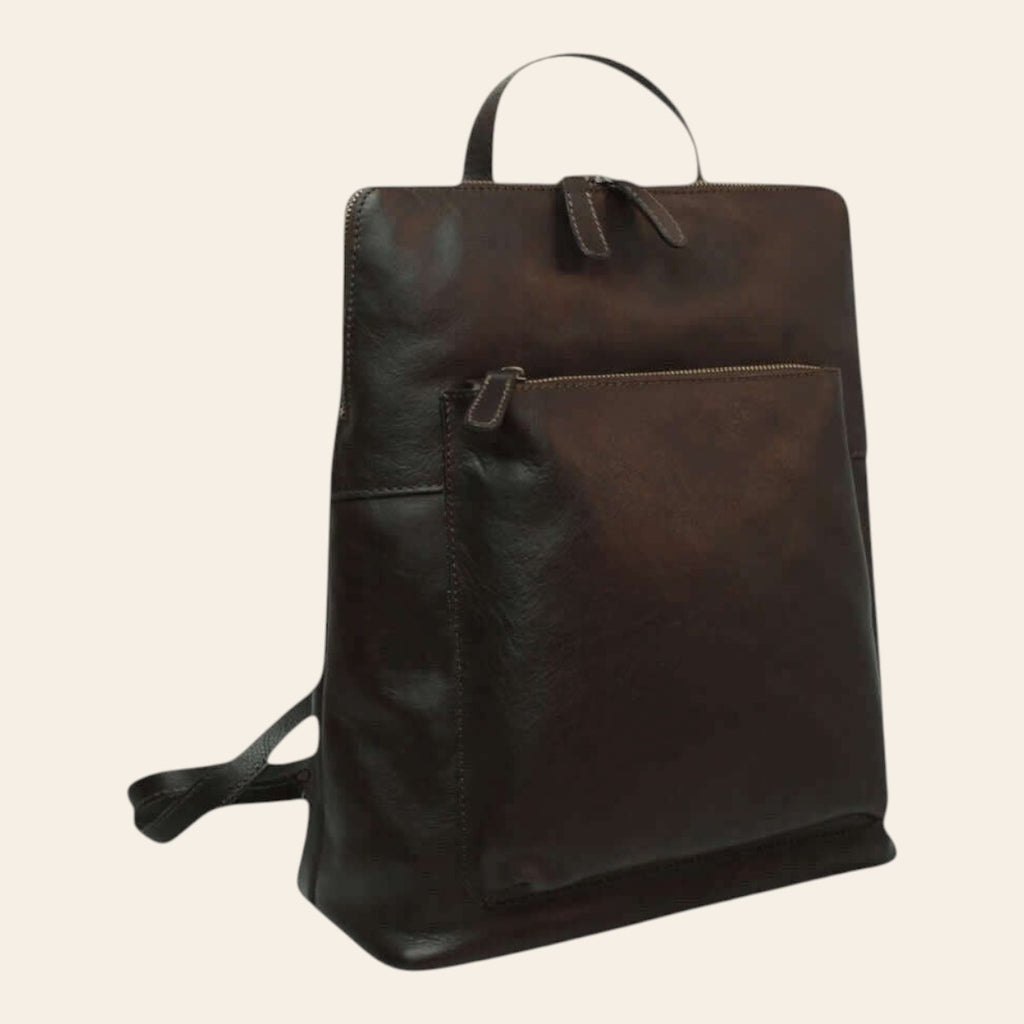 Zaino in pelle di vitello marrone scuro Old Angler con tasca frontale e tracolla