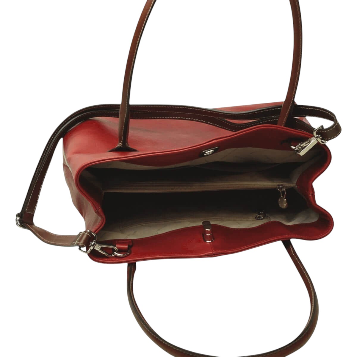 Borsa a spalla rossa bicolore aperta con interno beige e tracolla con moschettoni