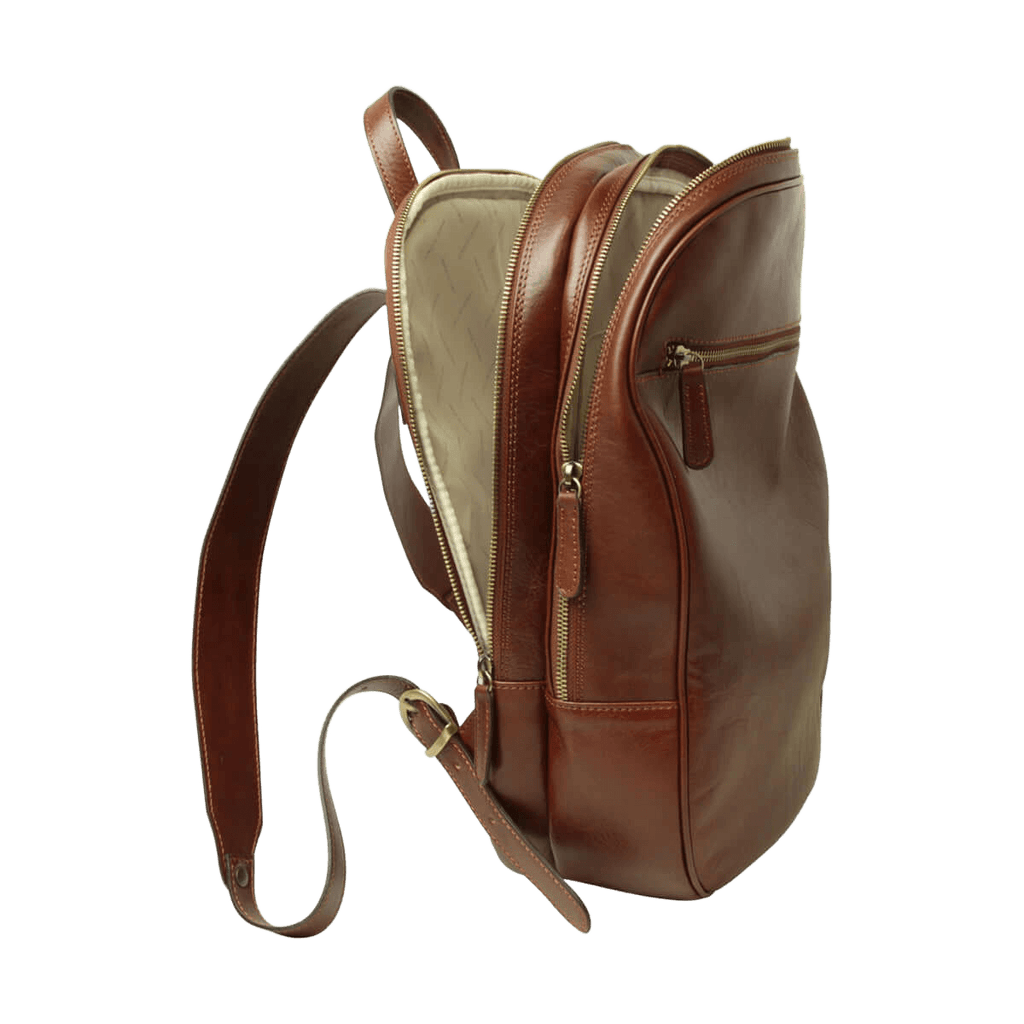 Zaino in pelle marrone laterale con tracolla regolabile e zip centrale