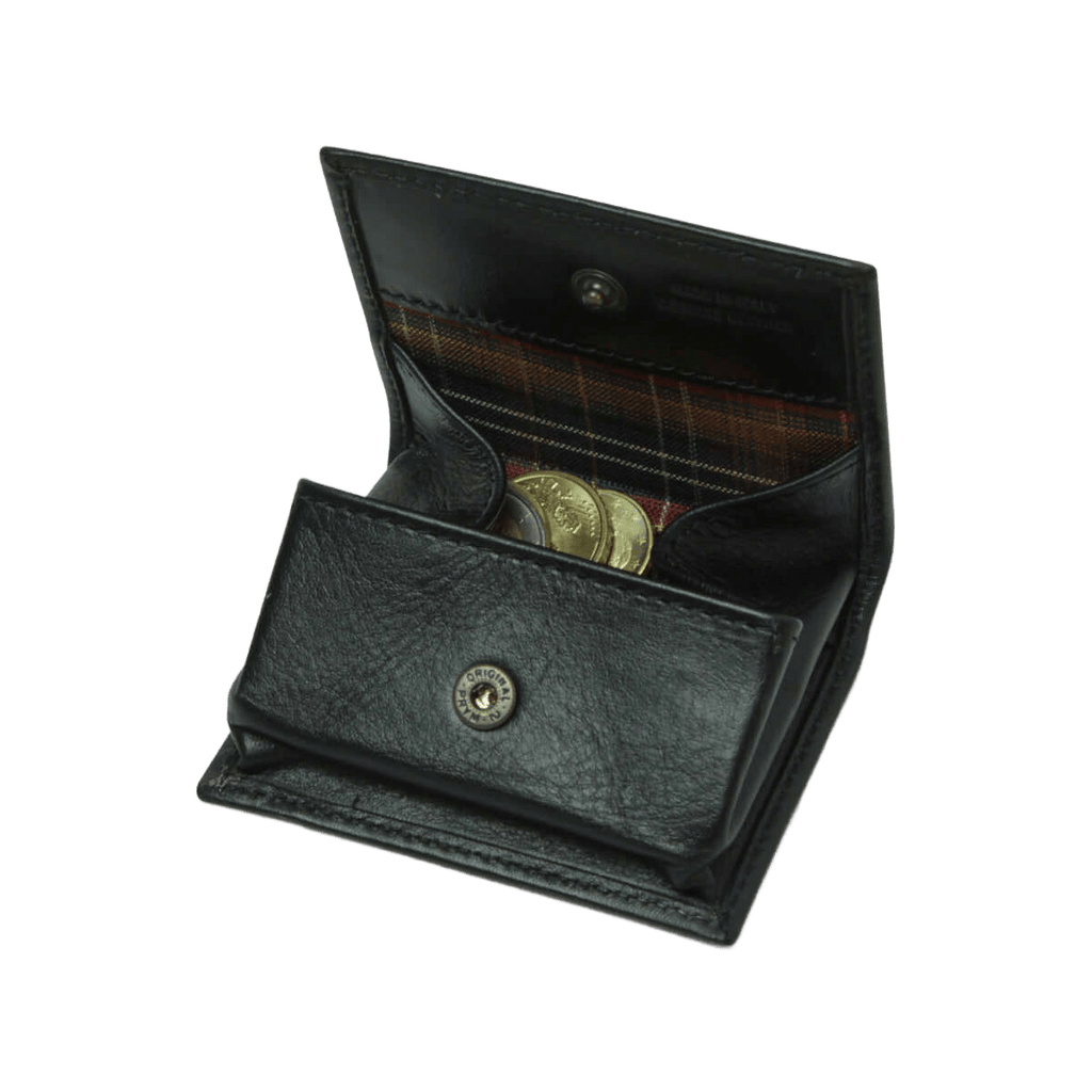 Portamonete in pelle nera Old Angler Firenze con monete visibili e chiusura a bottone