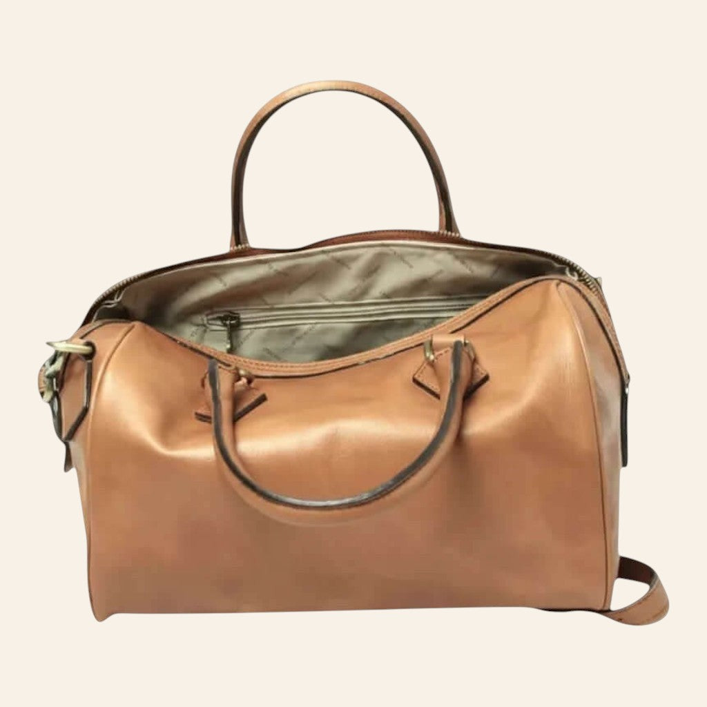 Bauletto Vetrina Fiorentina in pelle di vitello color coloniale con due manici e tracolla removibile
