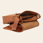 Borsa messenger Vetrina Fiorentina in pelle di vitello pieno fiore color coloniale con interno foderato e zip
