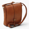 Borsa messenger Vetrina Fiorentina in pelle di vitello pieno fiore color coloniale con tracolla regolabile