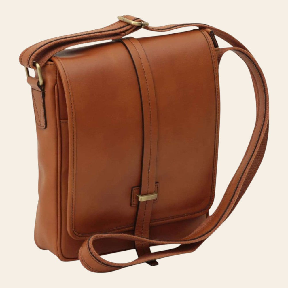 Borsa messenger Vetrina Fiorentina in pelle di vitello pieno fiore color coloniale con chiusura a calamita