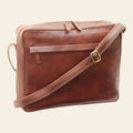 Borsa messenger Vetrina Fiorentina in pelle di vitello pieno fiore marrone con tracolla regolabile e zip