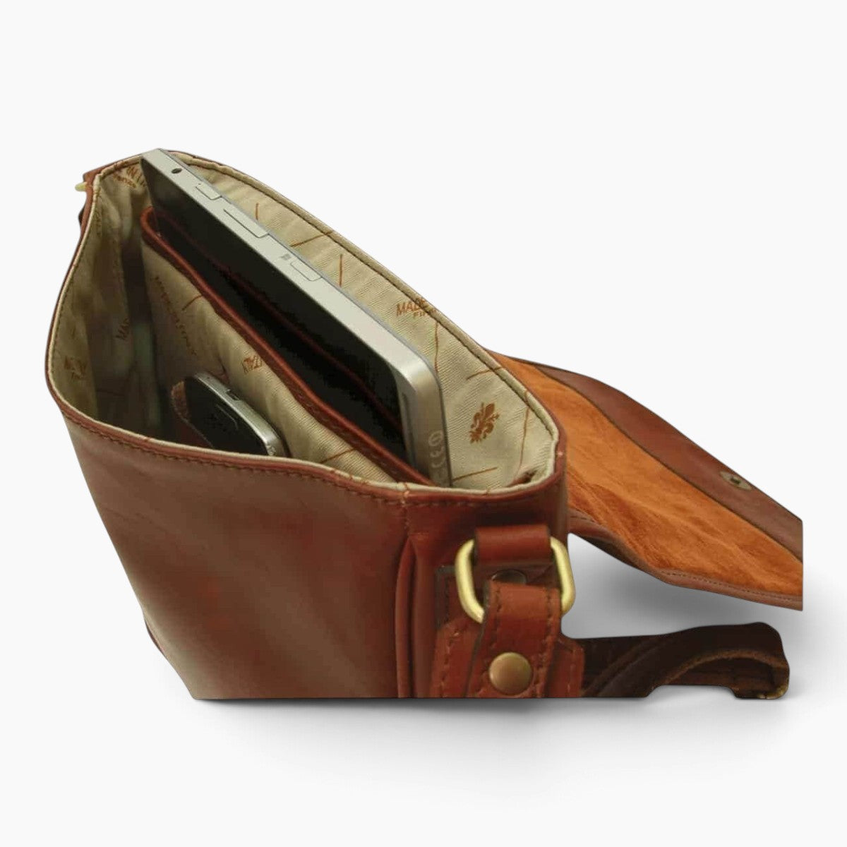 Borsa messenger Vetrina Fiorentina in pelle di vitello color mogano con scomparto interno imbottito per iPad