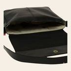 Borsa messenger Vetrina Fiorentina in pelle di vitello nero con interno foderato e chiusura magnetica
