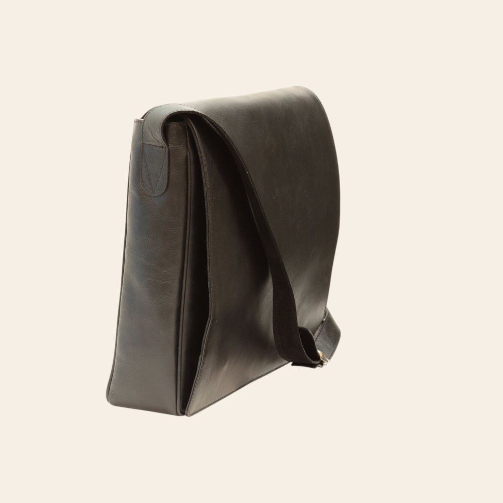 Borsa messenger Vetrina Fiorentina in pelle nera pieno fiore, design artigianale italiano con tracolla regolabile.
