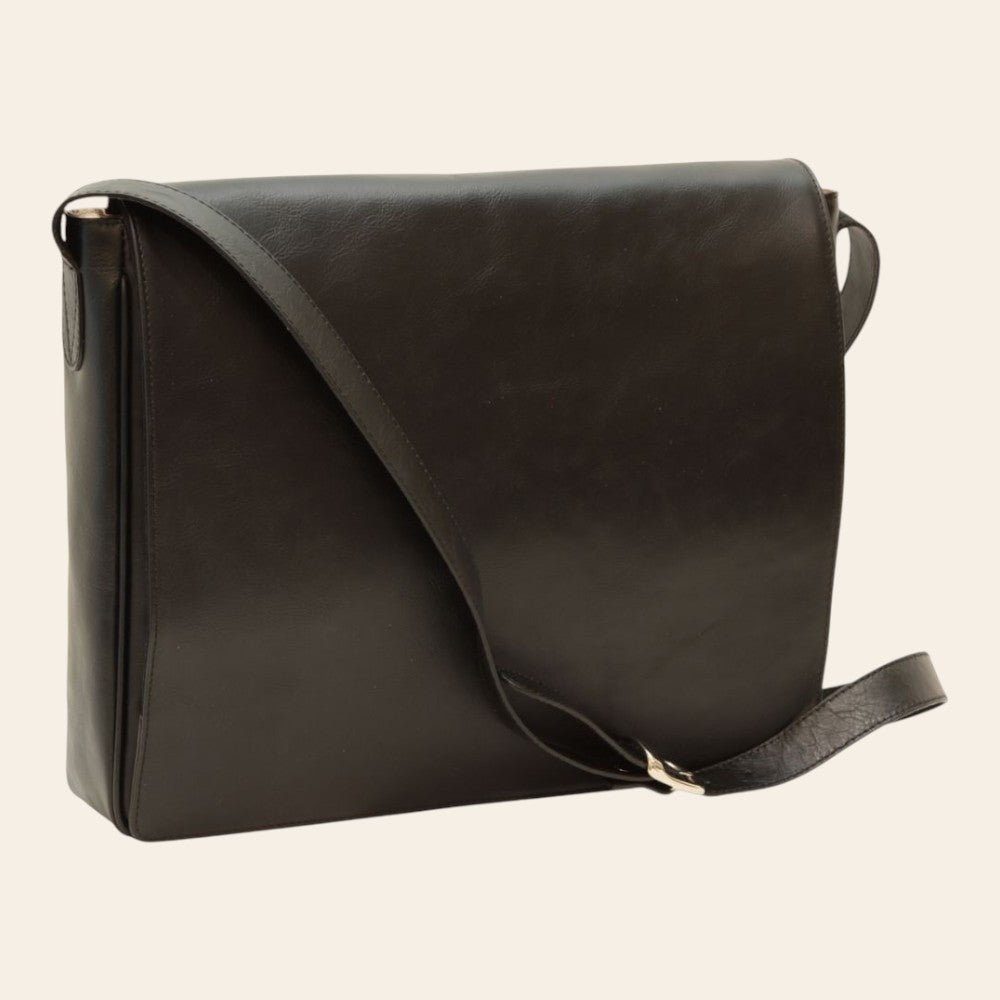 Borsa messenger Vetrina Fiorentina in pelle nera pieno fiore con tracolla regolabile e chiusura a patta