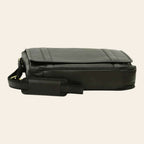 Borsa messenger Vetrina Fiorentina in vitello morbido nero con tracolla regolabile e chiusura magnetica