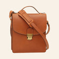Borsa a tracolla Vetrina Fiorentina in pelle di vitello color coloniale con chiusura a clip e tracolla regolabile