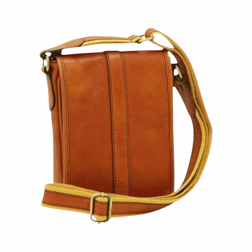 Borsa a tracolla uomo Vetrina Fiorentina in pelle di vitello conciata al vegetale color cuoio con dettagli in ottone