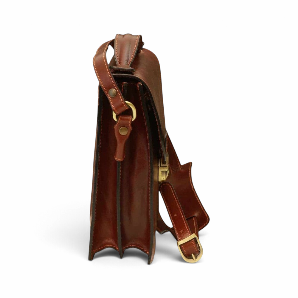 Borsa a tracolla Vetrina Fiorentina in pelle di vitello marrone con finiture artigianali e tracolla regolabile