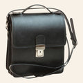 Borsa a tracolla Vetrina Fiorentina artigianale in pelle di vitello nera con chiusura a clip e tracolla regolabile